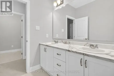 316 Crossway Terrace Ottawa ON K2S 3A8