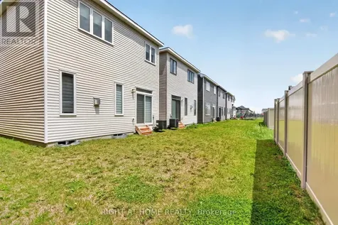 316 Crossway Terrace Ottawa ON K2S 3A8