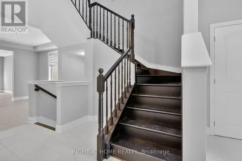 316 Crossway Terrace Ottawa ON K2S 3A8