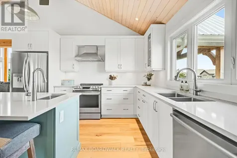 205 Westar Farm Way Ottawa ON K0A 1B0