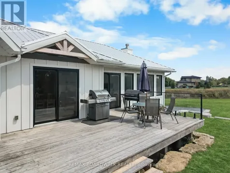 205 Westar Farm Way Ottawa ON K0A 1B0