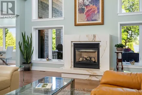 1562 Lakeshore Drive Ottawa ON K4P 1G9