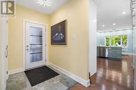 1562 Lakeshore Drive Ottawa ON K4P 1G9