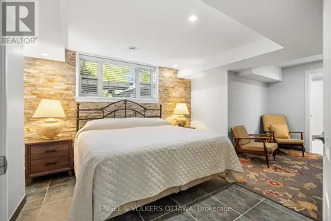 1562 Lakeshore Drive Ottawa ON K4P 1G9
