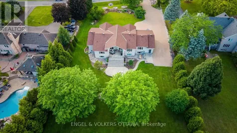 1562 Lakeshore Drive Ottawa ON K4P 1G9