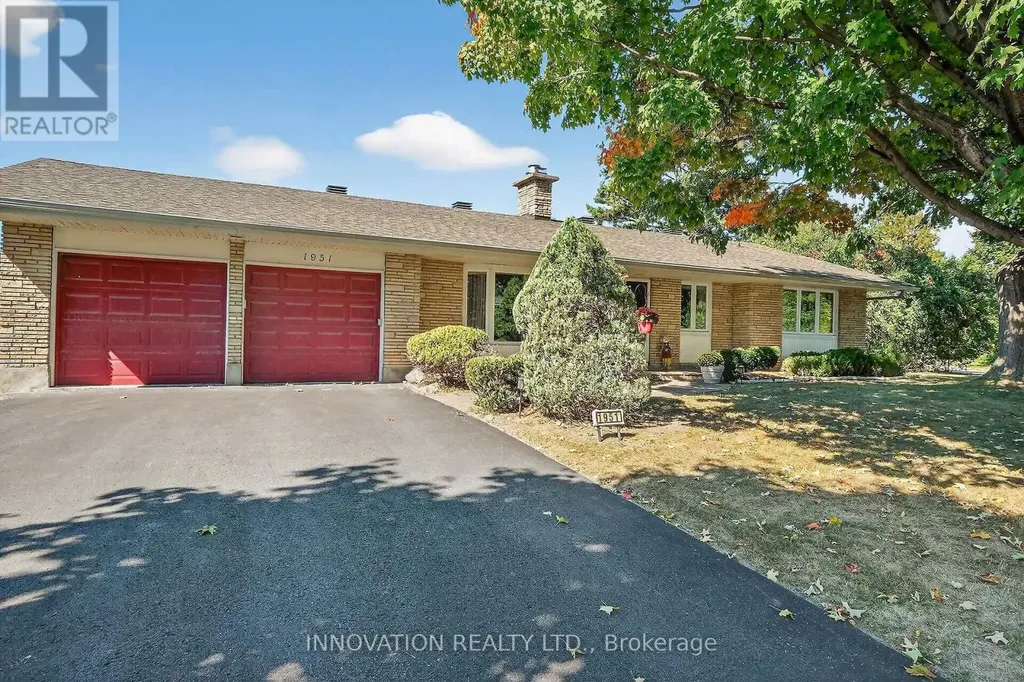 1951 Garfield Avenue Ottawa ON K2C 0W7