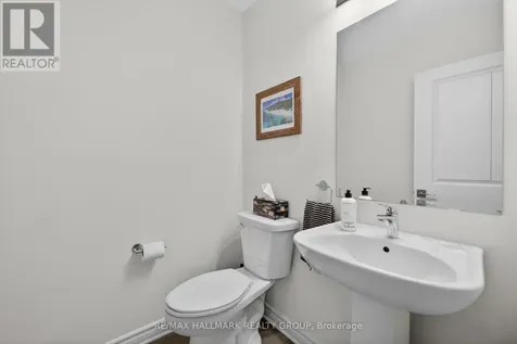 709 Samantha Eastop Avenue Ottawa ON K2S 2A9