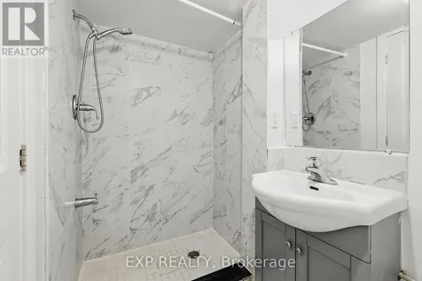 310 Southill Drive Kitchener ON N2A 2R1