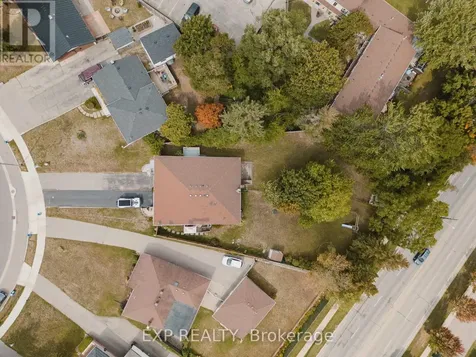 310 Southill Drive Kitchener ON N2A 2R1