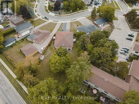 310 Southill Drive Kitchener ON N2A 2R1