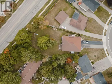 310 Southill Drive Kitchener ON N2A 2R1