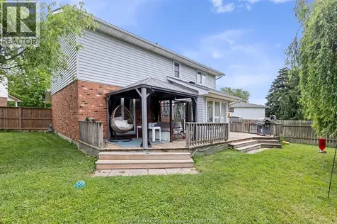 5 Atlantic Court Amherstburg ON N9V 3P5