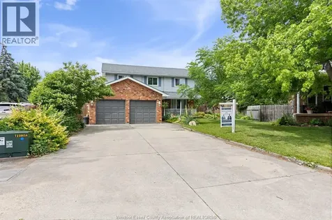 5 Atlantic Court Amherstburg ON N9V 3P5