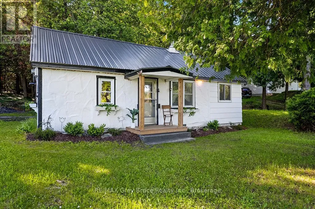 609 Stokes Bay Road Northern Bruce Peninsula ON N0H 2M0