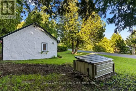 609 Stokes Bay Road Northern Bruce Peninsula ON N0H 2M0
