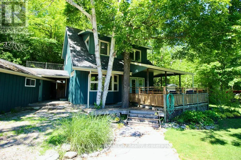 11 Shoreline Drive Northern Bruce Peninsula ON N0H 1Z0