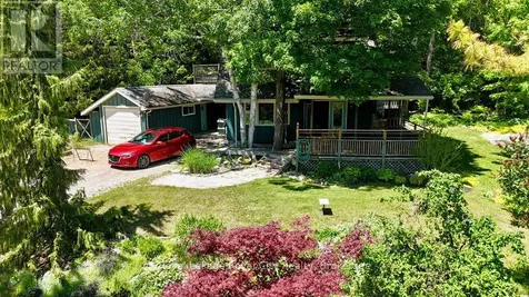 11 Shoreline Drive Northern Bruce Peninsula ON N0H 1Z0