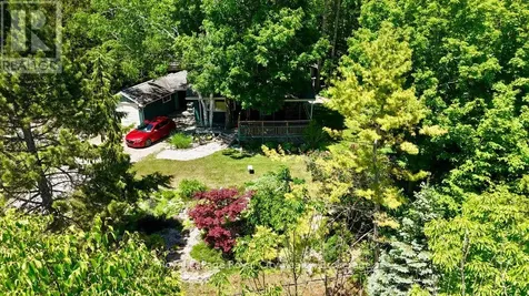 11 Shoreline Drive Northern Bruce Peninsula ON N0H 1Z0