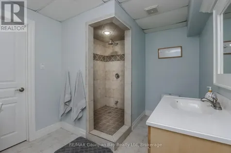 1620 Golf Link Road Midland ON L4R 5K2