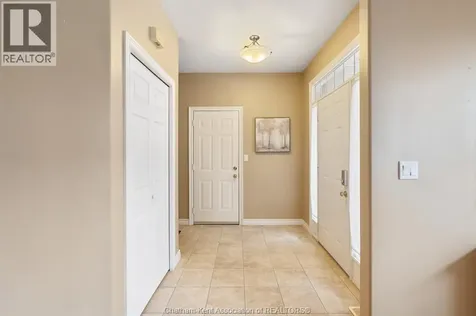 15 Oakgrove Lane Chatham ON N7L 5R9