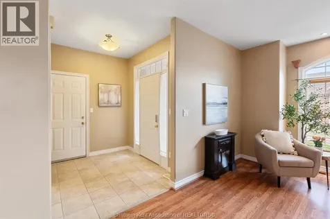 15 Oakgrove Lane Chatham ON N7L 5R9