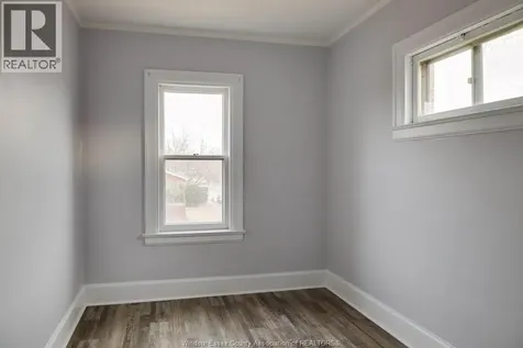 485 Louis Avenue Windsor ON N9A 1W5