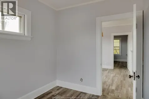 485 Louis Avenue Windsor ON N9A 1W5