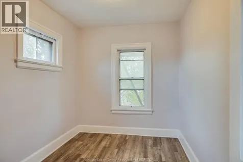 485 Louis Avenue Windsor ON N9A 1W5