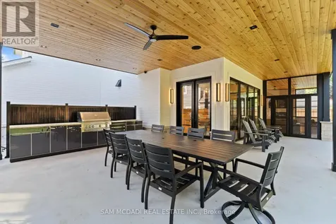 899 Danforth Place Burlington (bayview) ON L7T 1S1