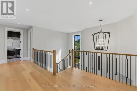 899 Danforth Place Burlington (bayview) ON L7T 1S1
