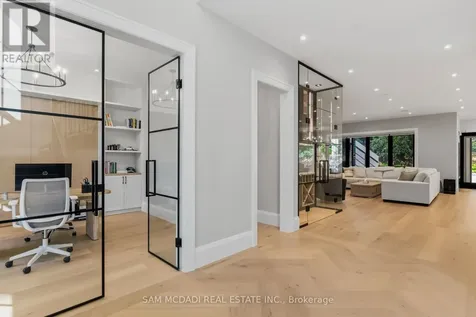 899 Danforth Place Burlington (bayview) ON L7T 1S1