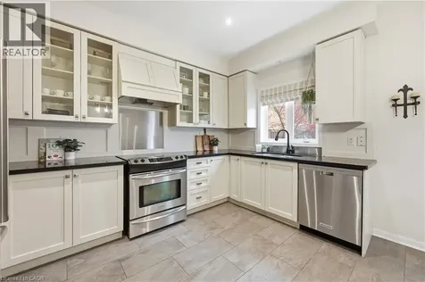 2202 Brookhaven Crescent Oakville ON L6M 5B8