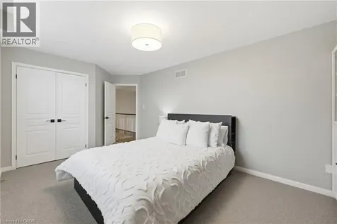 2202 Brookhaven Crescent Oakville ON L6M 5B8