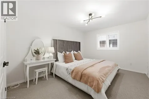 2202 Brookhaven Crescent Oakville ON L6M 5B8