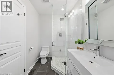 2202 Brookhaven Crescent Oakville ON L6M 5B8