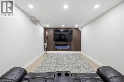 2202 Brookhaven Crescent Oakville ON L6M 5B8
