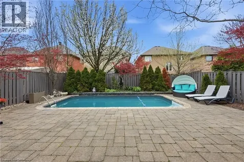 2202 Brookhaven Crescent Oakville ON L6M 5B8