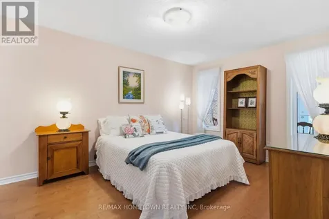 155 Steacy Gardens Brockville ON K6V 0B5