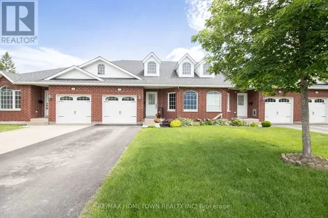 155 Steacy Gardens Brockville ON K6V 0B5