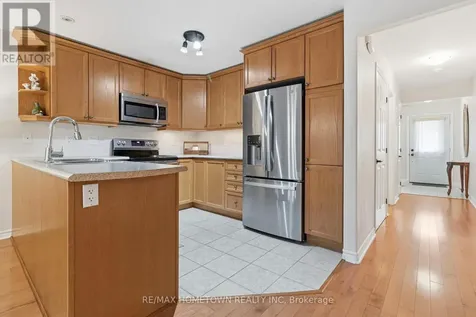 155 Steacy Gardens Brockville ON K6V 0B5