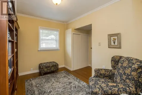423 Ellen Street Midland ON L4R 2H7