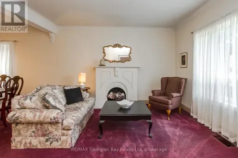 423 Ellen Street Midland ON L4R 2H7