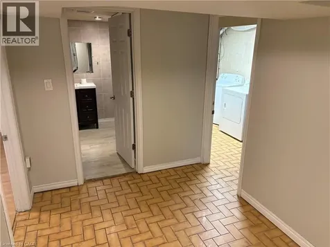 249 Federal Street Stoney Creek ON L8E 1P6