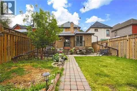 137 Wentworth Street North Hamilton ON L8L 5V6