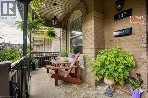 137 Wentworth Street North Hamilton ON L8L 5V6