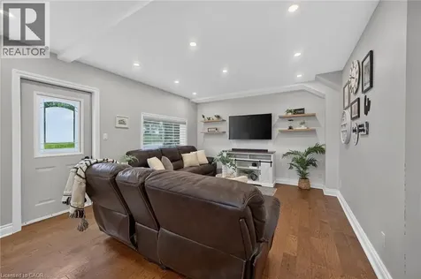 41 Erie Street South Selkirk ON N0A 1P0