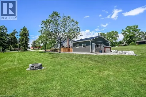 41 Erie Street South Selkirk ON N0A 1P0
