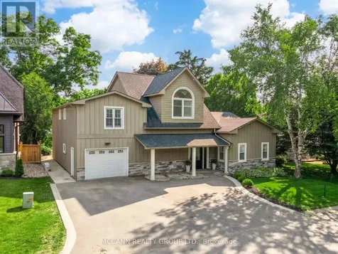 9 Charles Street Whitby (brooklin) ON L1M 1A5
