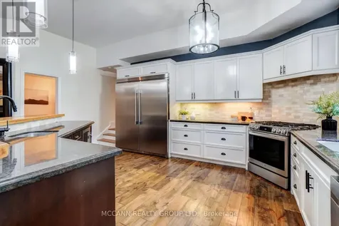 9 Charles Street Whitby (brooklin) ON L1M 1A5