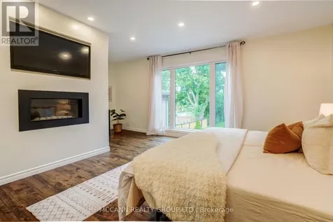 9 Charles Street Whitby (brooklin) ON L1M 1A5